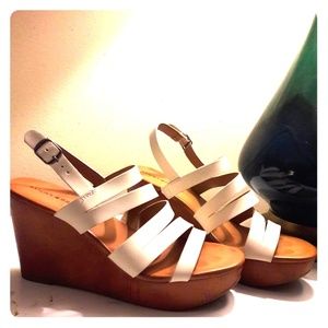 Lucky Brand Wedge Sandals